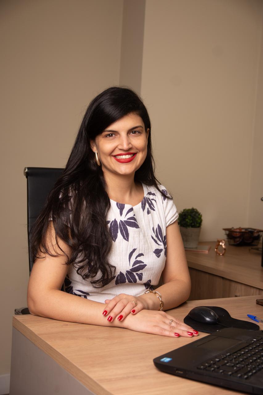 Dra. Nohana - Trabalho Constante